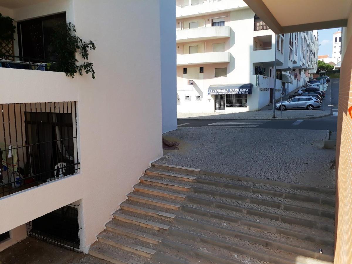 T2 Tahiti - Terraco, Familiar, Garagem, Wifi Apartment Quarteira Luaran gambar