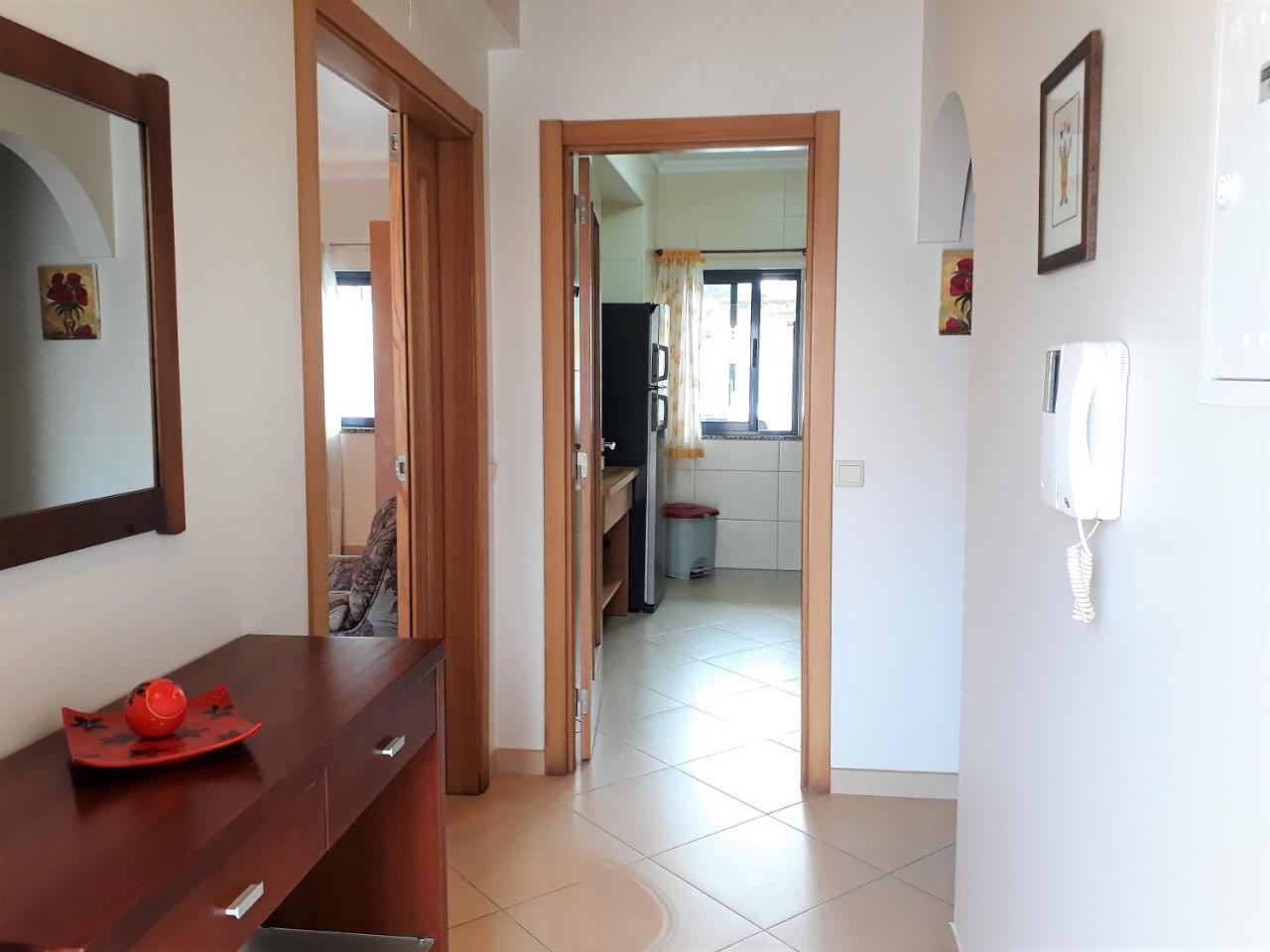 T2 Tahiti - Terraco, Familiar, Garagem, Wifi Apartment Quarteira Luaran gambar