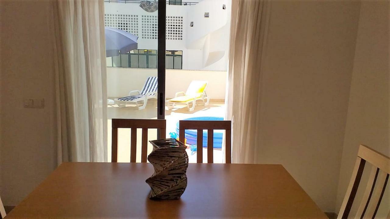 T2 Tahiti - Terraco, Familiar, Garagem, Wifi Apartment Quarteira Luaran gambar
